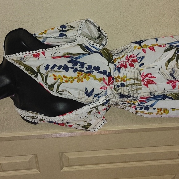 Paris Pink White Floral Romper - Picture 2 of 7